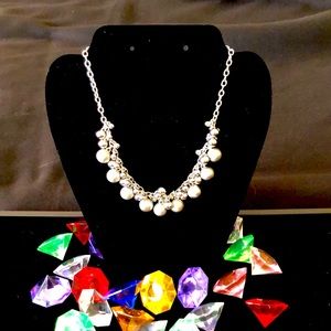 Lia Sophia NWOT adjustable silver bauble necklace